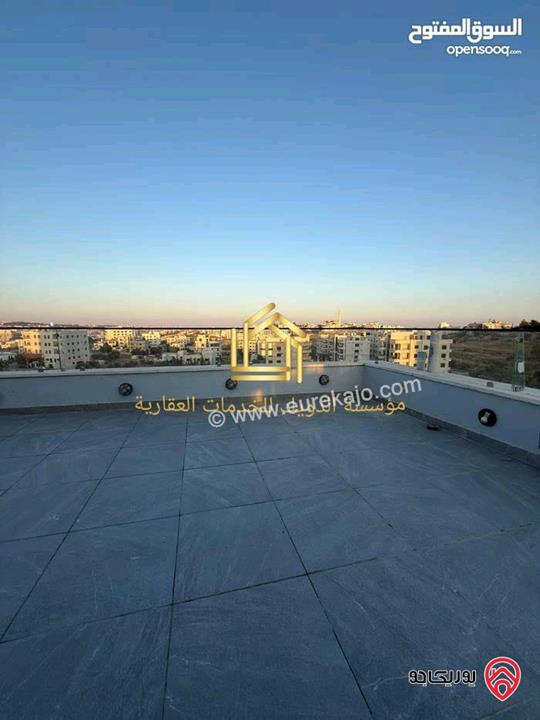 شقة فارغة طابق ثالث دوبلكس مساحة 250م للايجار في عمان - البنيات