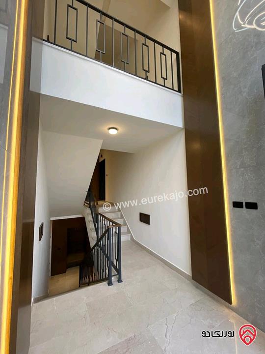 شقة فارغة أرضية مساحة 165م داخلي و 180م خارجي للايجار في عمان - حي الصحابة 