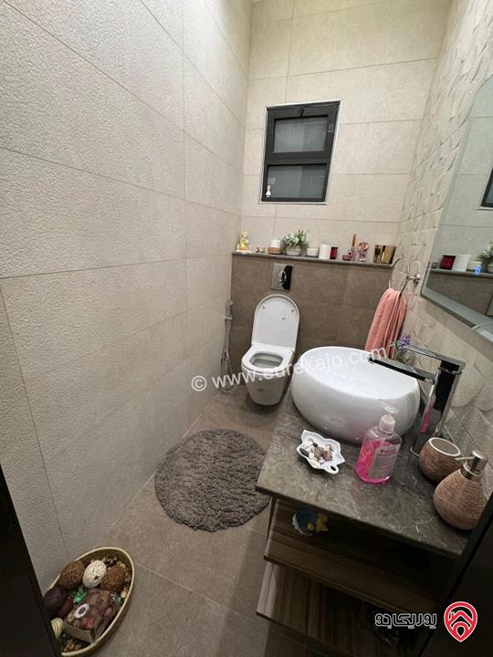 شقة فارغة مساحة 163م طابق اول للإيجار في عمان - طريق المطار 