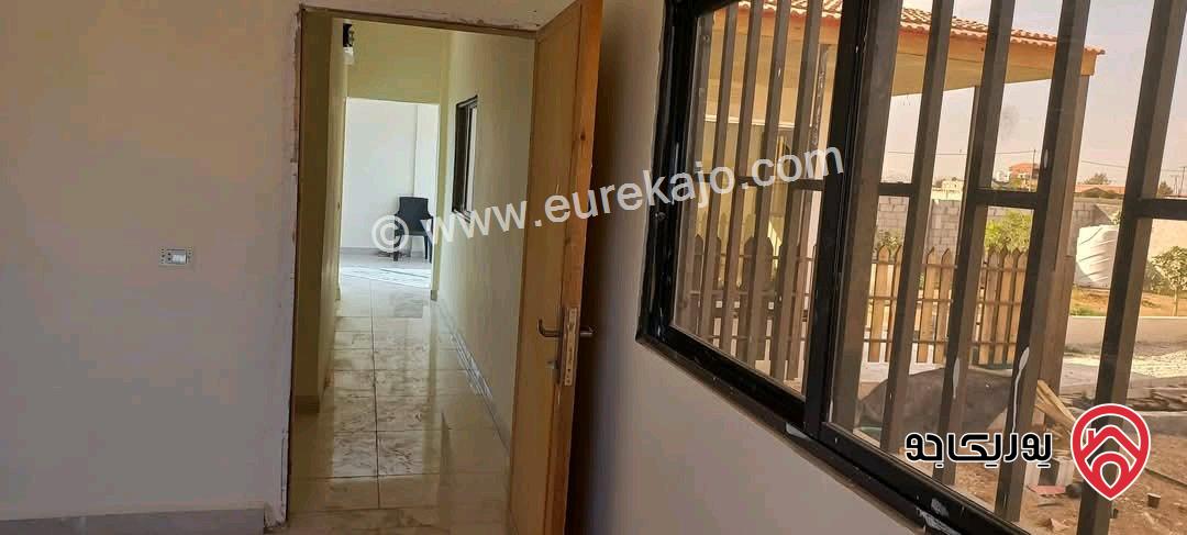 مزرعة مساحة الأرض 3 دونم و 400م مع منزل مستقل 120م للبيع في المفرق