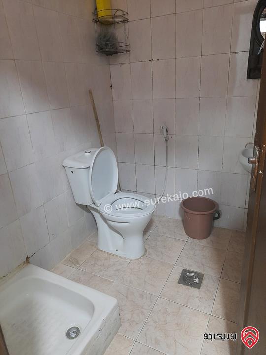 شقة مساحة 60م للايجار مفروشة في اربد شارع النسيم 