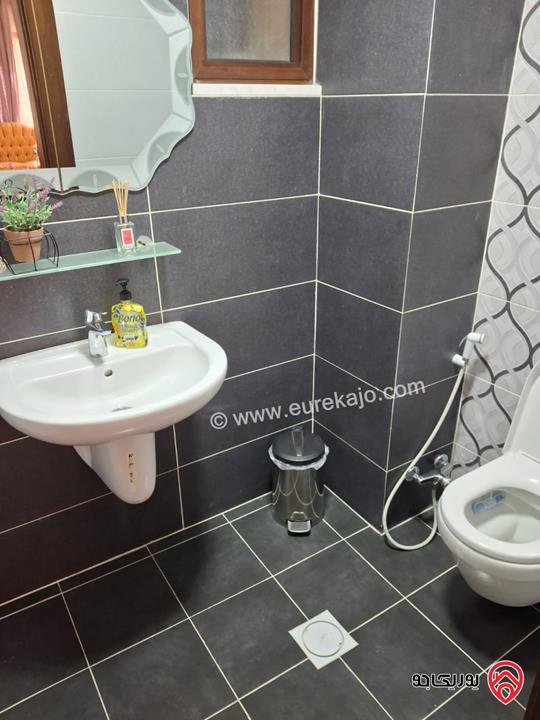 شقة مفروشة طابق ثاني مساحة 150م للبيع في عمان - عبدون الشمالي