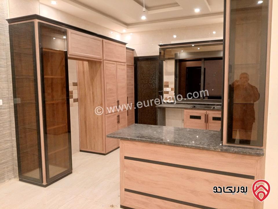 شقق سوبر ديلوكس طابق ارضي وطابق ثاني مساحة 170م للايجار في عمان - طبربور 