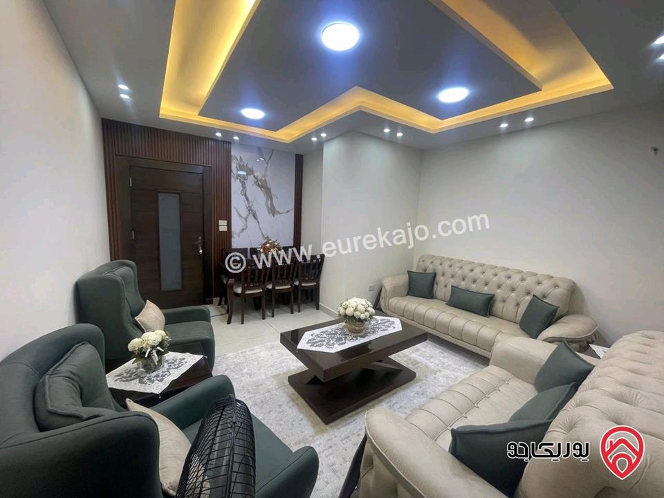 شقة أرضية مساحة 200م داخلي و 90م خارجي للبيع في عمان - البيادر أبوالسوس بسعر مغري 