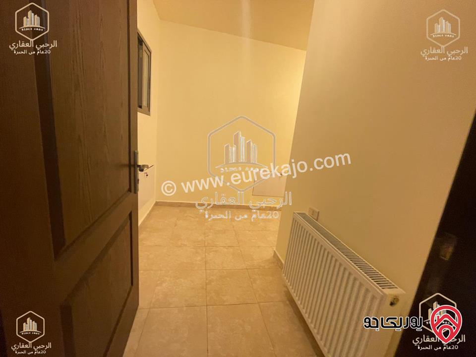 شقة شبه ارضية مساحة 200م وترس خارجي 99م ومدخل مستقل للايجار في عمان - تلاع العلي