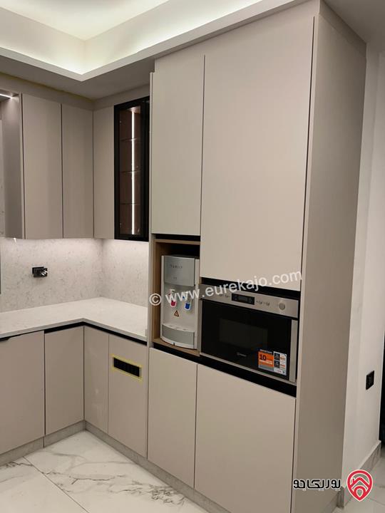 شقة مساحة 235م طابق ثالث للإيجار في عمان - منطقة الرابع