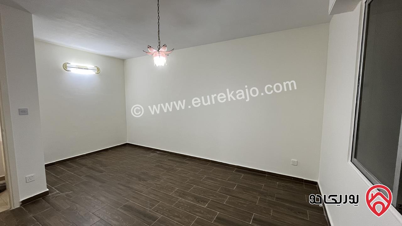 شقة مساحة 130م طابق أول للبيع في عمان - إسكان أبو نصير حارة 8