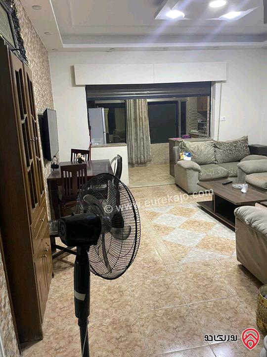 شقة مفروشة طابق أول مساحة 150م للايجار في عمان - وادي صقرة الدوار الخامس خلف المستشفى الاستشاري من المالك مباشرة 