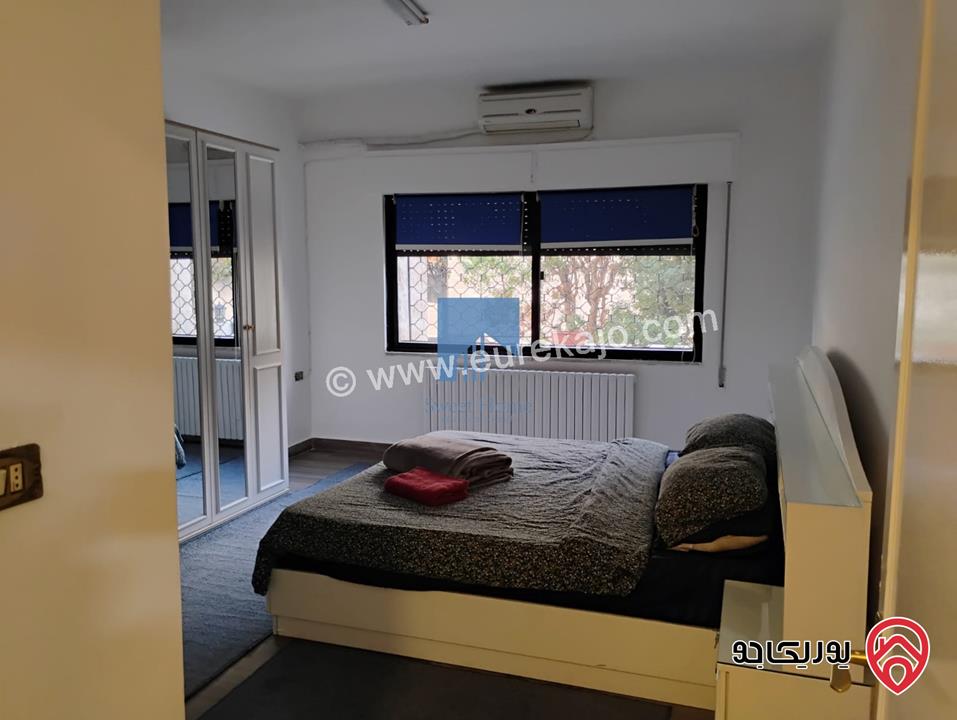 شقة ارضية مساحة 206م مع ترس 60م للبيع في عمان - عبدون