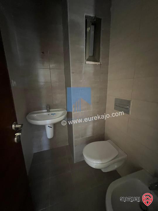 شقة طابق ثاني 167م تشطيب سوبر ديلوكس للبيع في عمان - خلدا