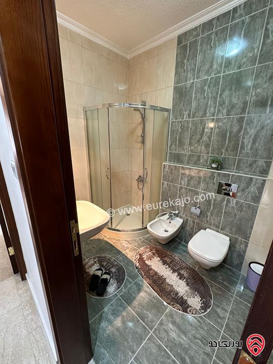 شقة مفروشة مساحة 200م للإيجار في عمان - الرابية من المالك مباشرة