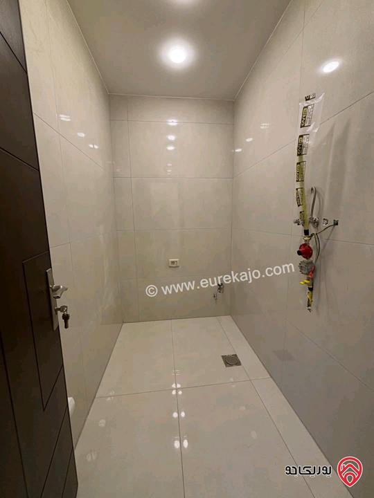 شقة طابق ثاني مساحة 176م للبيع في عمان - شفا بدران