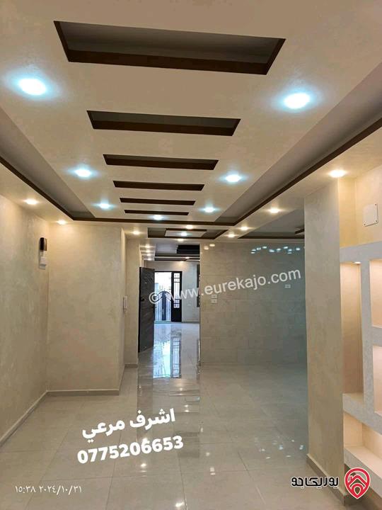 شقة طابق ارضي 170م مع ترس 170م للبيع في الزرقاء الجديدة