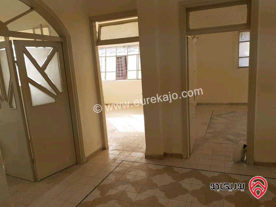 عمارة على أرض 250م للبيع في عمان - جبل النزهة