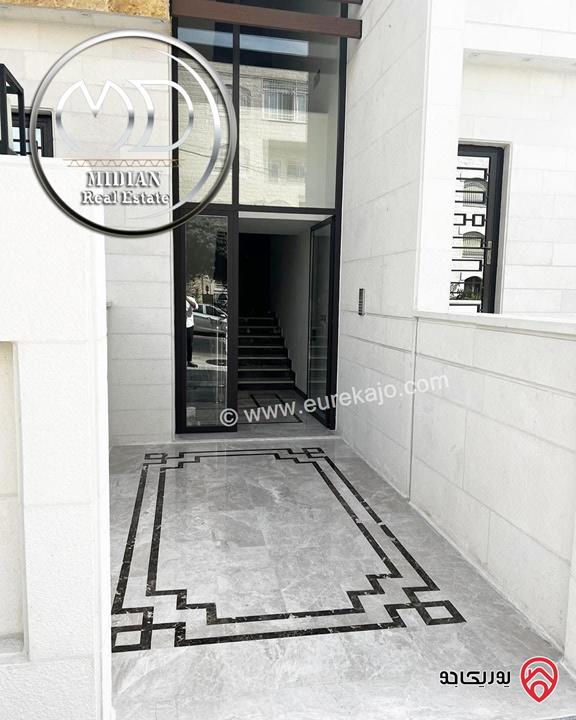 شقق ارضي و شبه ارضي جديدة للبيع في عمان - ضاحية الرشيد مساحة 165م مع تراسات تشطيبات سوبر ديلوكس بسعر مميز