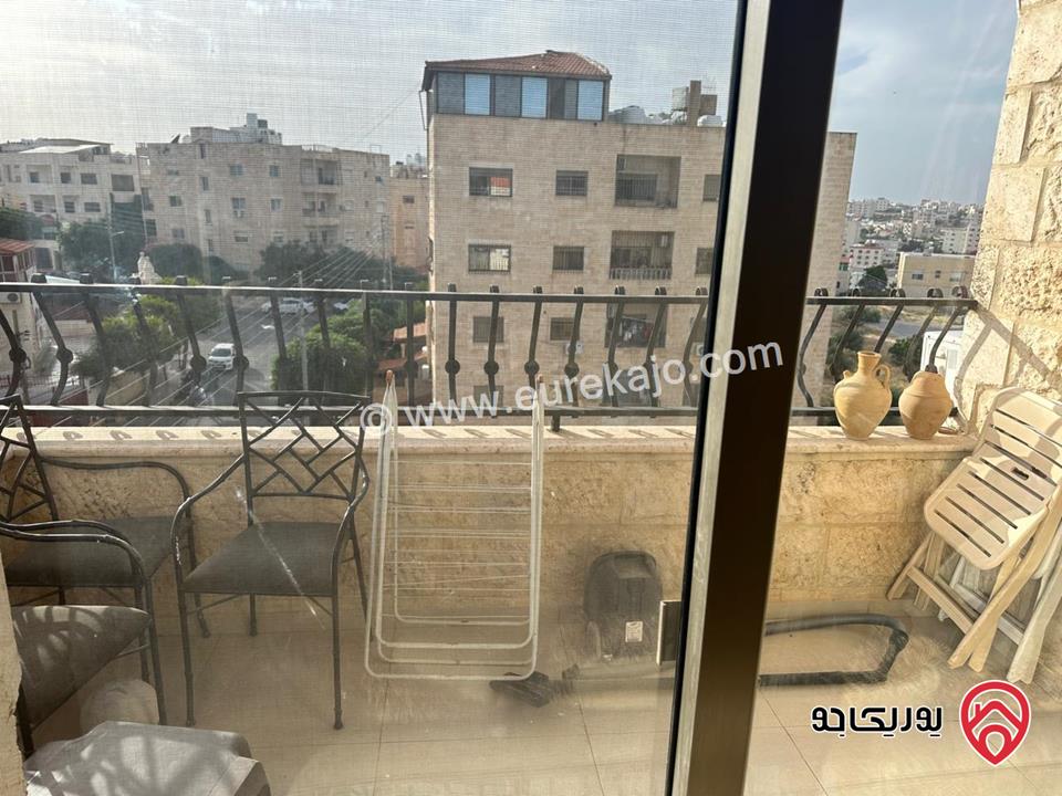 شقة طابق أخير مساحة 165 متر مع روف مساحته 60 متر للبيع مفروشة في عمان - شفا بدران قرب مدارس الاتفاق 