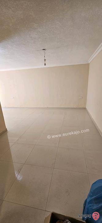 شقة شبه تسوية مساحة 108م للبيع في عمان - طبربور 