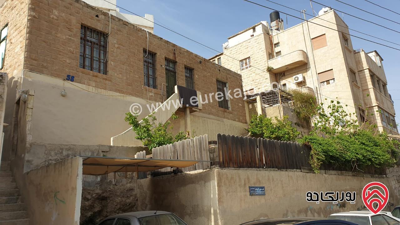 ارض مساحة 622م عليها منازل عدد 3 للبيع في عمان - اللويبدة