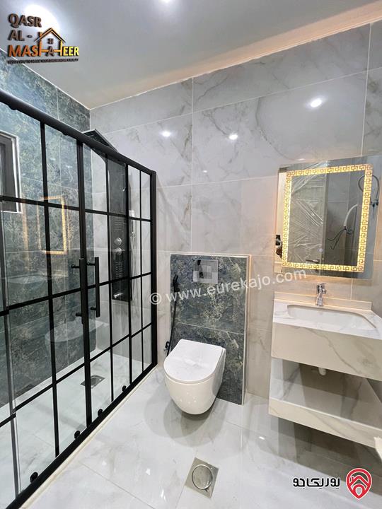 شقة ارضية مميزة مساحة 120م للبيع في عمان - الجبيهة ام زويتينة شارع التعليم العالي 