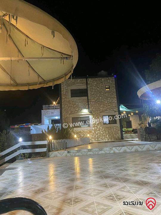 مزرعة مساحة الأرض 5 دونم و 150م عليها بناء 200م للبيع في المفرق