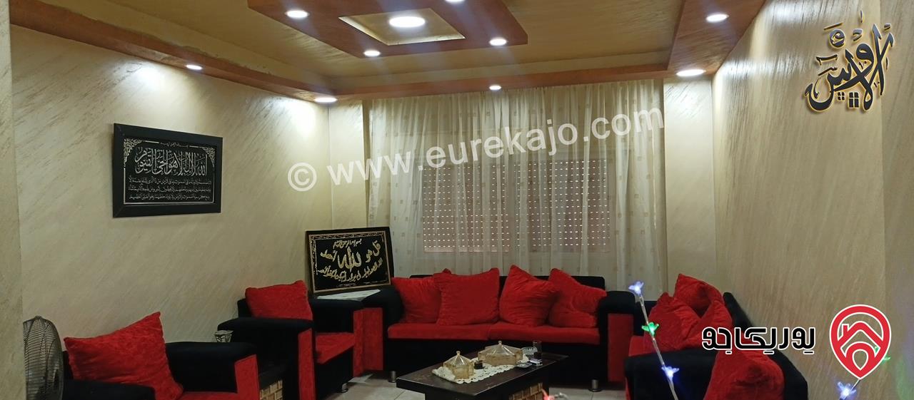 شقة طابق أرضي معلق مساحة 130م للبيع في الزرقاء الجديدة