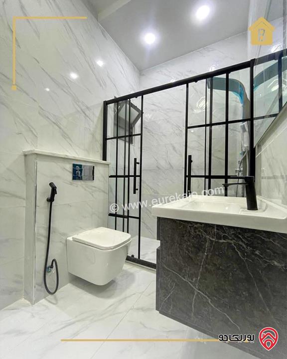 شقة طابق اول مساحة 150م للبيع في عمان - طبربور