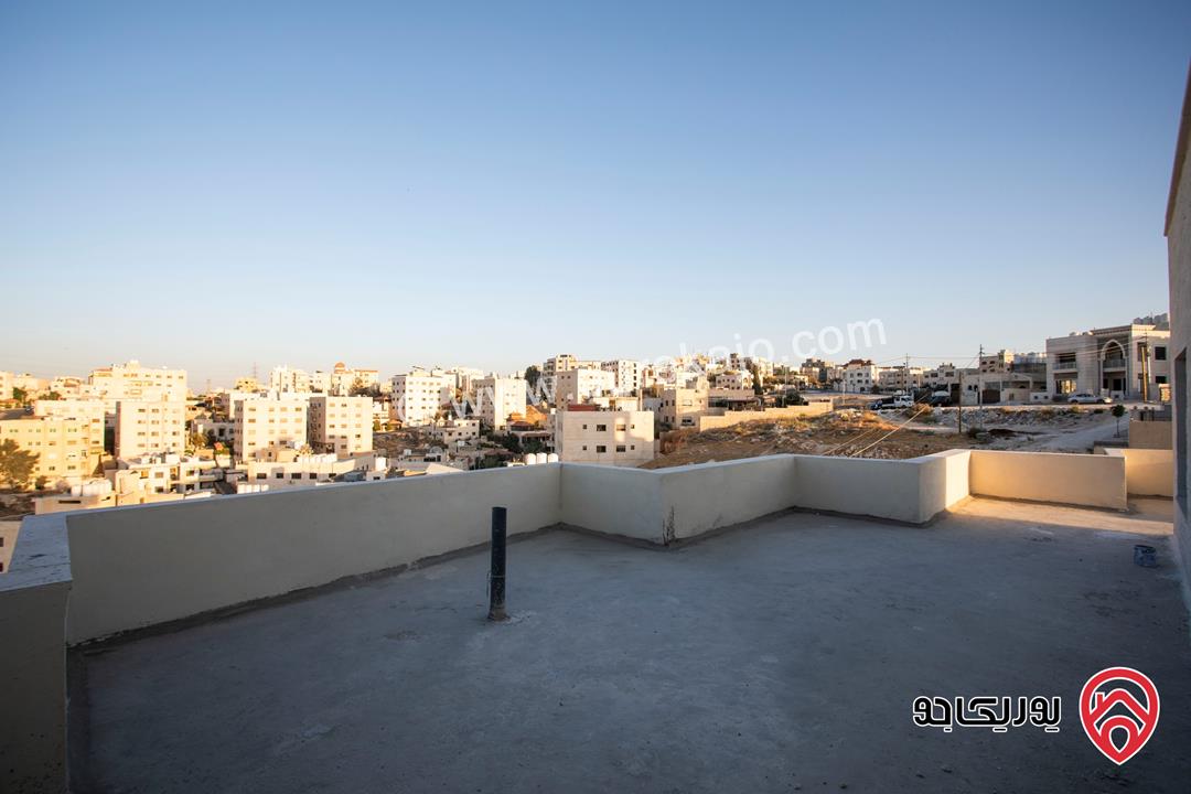 شقة طابق ثالث للبيع مع روف دوبلكس مساحة 160م تشطيب فاخر للبيع في عمان - ابو علندا كاش او اقساط 