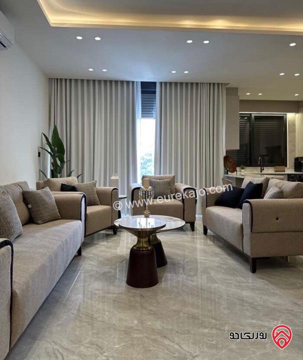 شقة مفروشة طابق أول مساحة 160م للايجار السنوي في عمان - دير غبار 