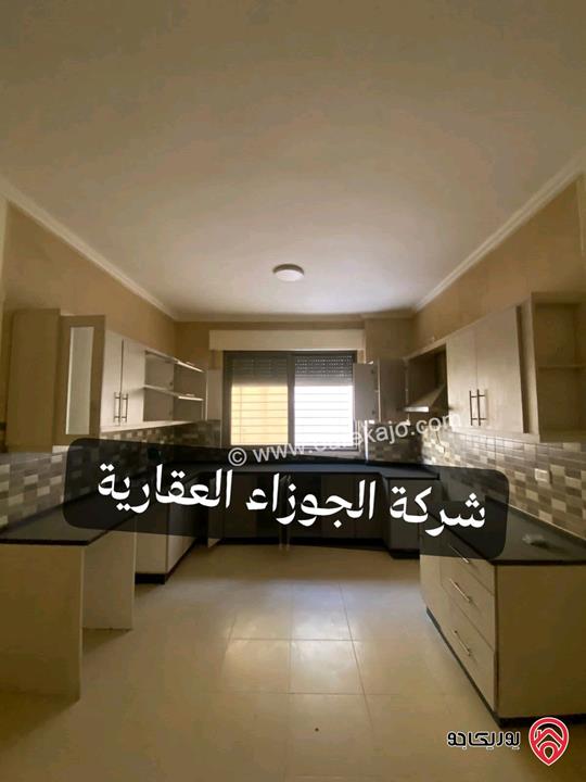 شقة شبه ارضي مساحة 120م داخلي و 140م خارجي للايجار في عمان - مرج الحمام