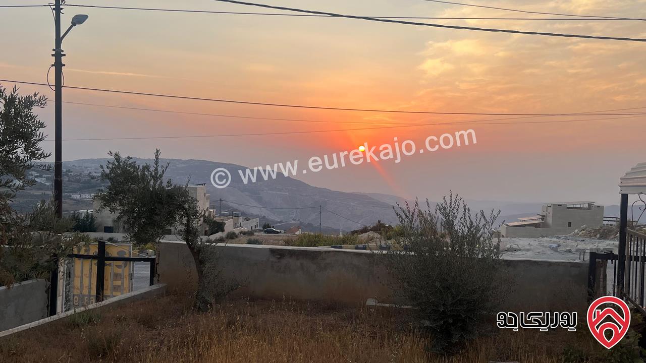 فيلا مستقلة مساحة 500م على أرض 829م للبيع في عمان - مرج الحمام - اسكان نويران في منطقة هادئة جدا 