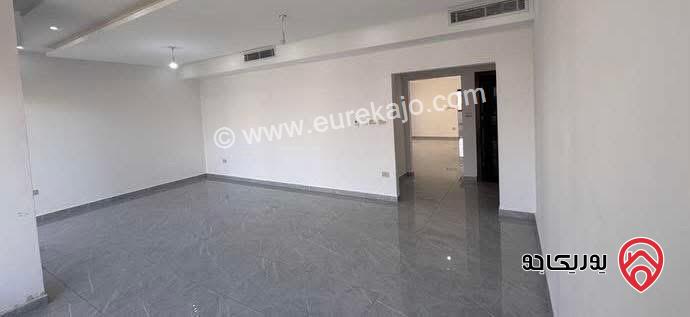 شقة فاخرة لم تسكن مساحة 180م طابق ثاني للايجار في عمان - أم أذينة