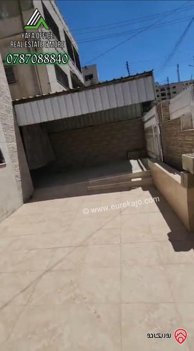 منزل مستقل مساحخة 345م على أرض 500م للبيع في عمان - الزهور 