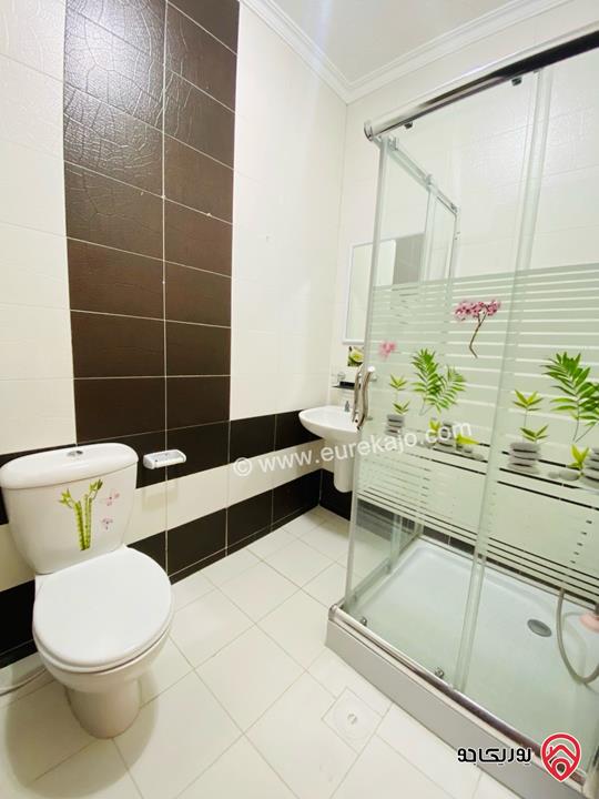 شقة مساحة 185م طابق ثالث للبيع في عمان - خلدا بالقرب من مسجد الهمشري ومدارس المعارف 