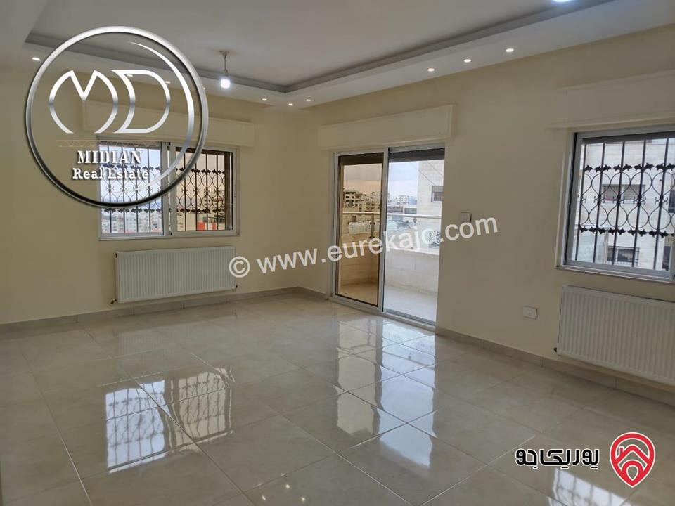 شقة جديدة للبيع في عمان - طابق ثاني ضاحية الرشيد مساحة 160م تشطيبات سوبر ديلوكس اطلالة جميلة بسعر مميز