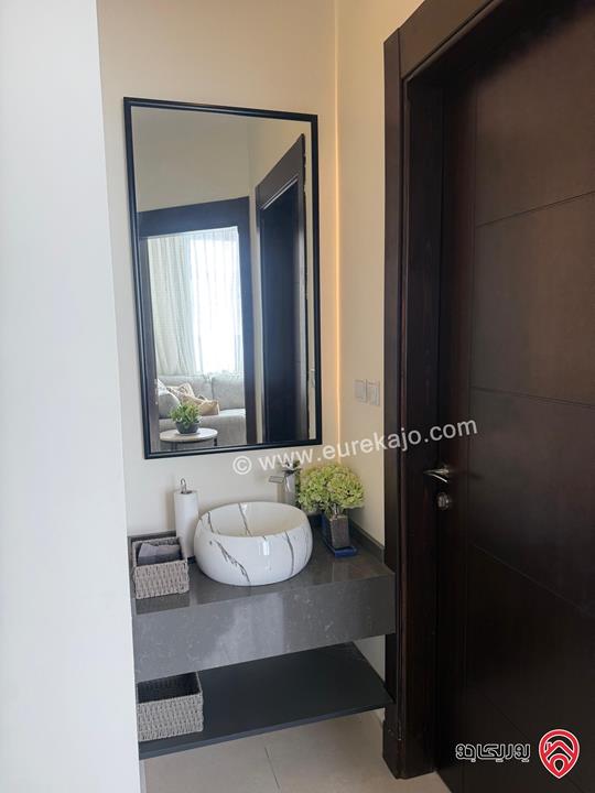 شقة فاخرة مساحة 200م طابق ثالث للبيع في عمان - خلدا العوجانيه