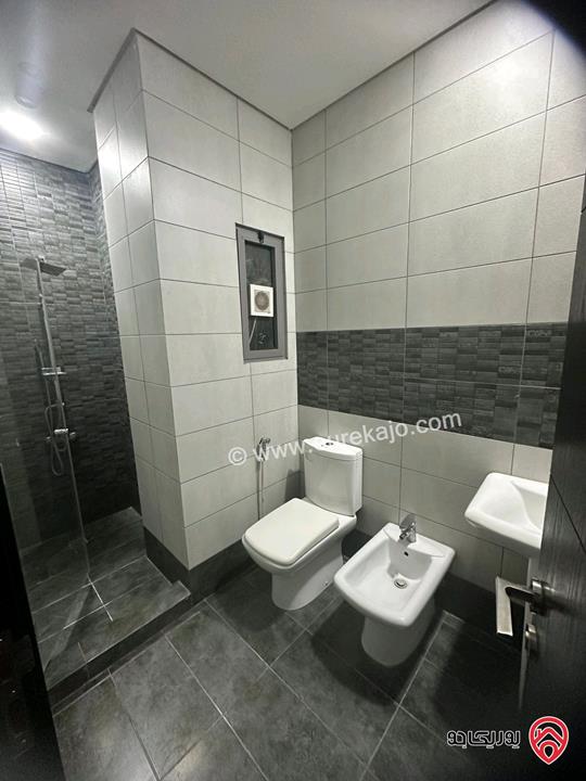 شقة طابق ثاني مساحة 150م للبيع في عمان - أبو نصير