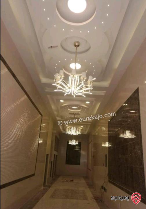 مكتب مفروش مساحة 47م للبيع بالاقساط في عمان - خلدا شارع الجاردنز بالقرب من اشارة العساف وبالقرب من المستشفى السعودي 