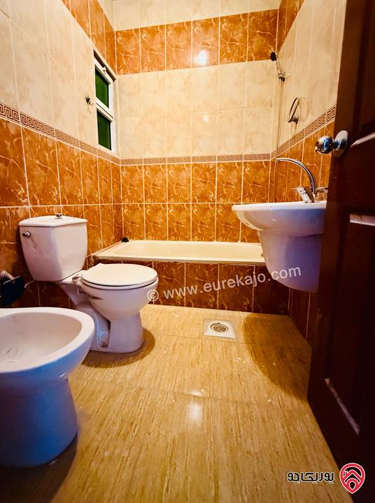 شقة طابق أرضي مساحة 200م للبيع في عمان - طبربور 