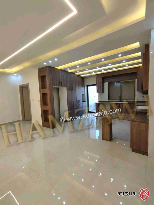 شقة جديدة لم تسكن طابق ثاني مساحة 200م للايجار في عمان - مرج الحمام 