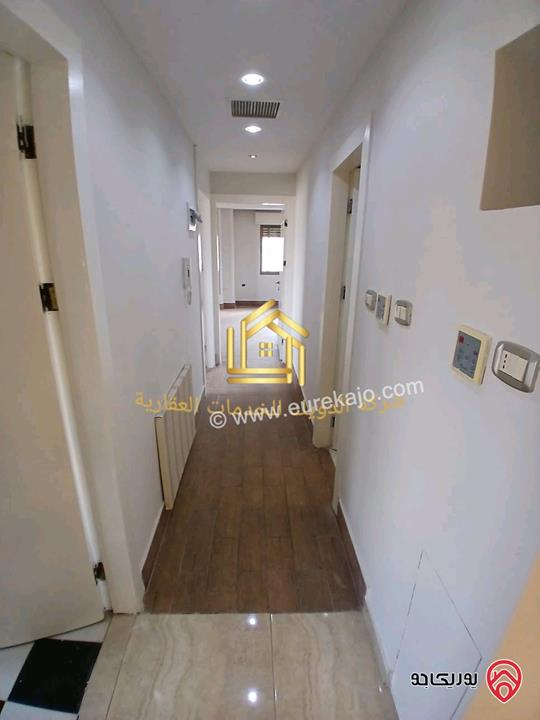 شقة سوبر ديلوكس طابق ثالث 120م للايجار في عمان - تلاع العلي 