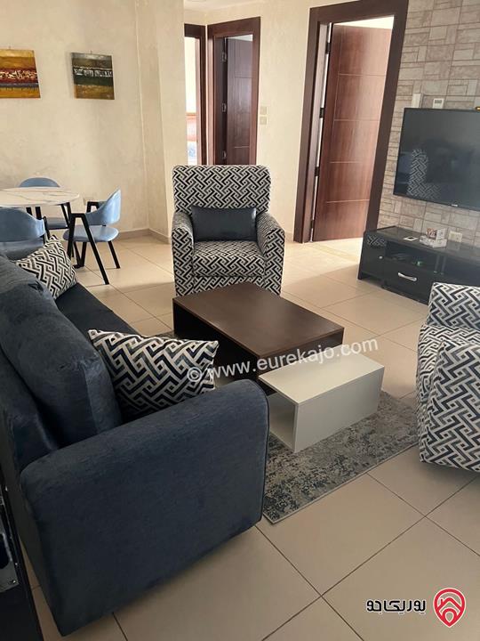 شقة طابق أول مساحة 220م للبيع في عمان - عبدون