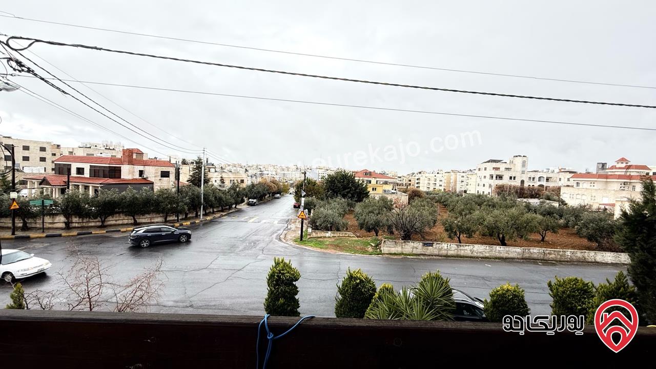 شقة مفروشة مساحة 210م طابق أول للبيع في عمان - الجبيهة