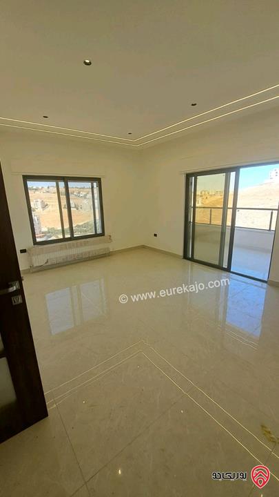 شقة مساحة 160م طابق ثالث للبيع مفروشة في عمان - ربوة عبدون