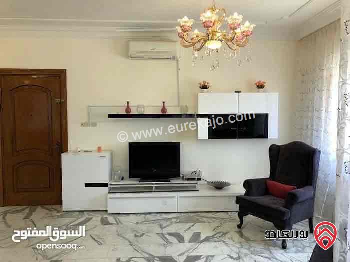 شقة مساحة 170م طابق ثالث للايجار في عمان - الروابي 