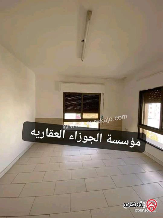 شقة فارغة طابق ثالث مساحة 170م للايجار في عمان - البنيات