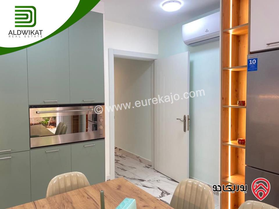  شبه فيلا متلاصقة مفروشة للبيع في عمان - ام السماق مساحة الارض 150م ومساحة البناء 180م بسعر مغري 