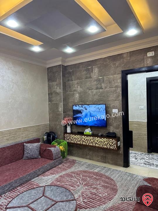 شقة شبه ارضي مساحة 120م داخلي وخارجي 80م للبيع في عمان - شفا بدران