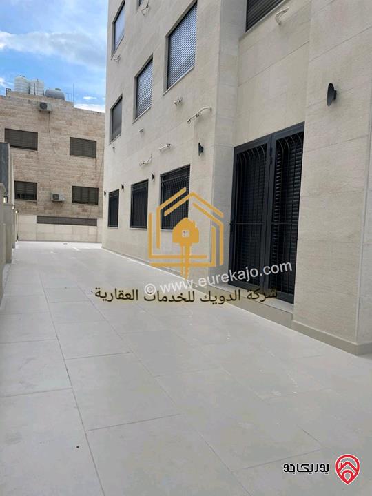 شقة جديدة طابق أرضي مساحة 165م داخلي و 180م خارجي للايجار في عمان - حي الصحابة 