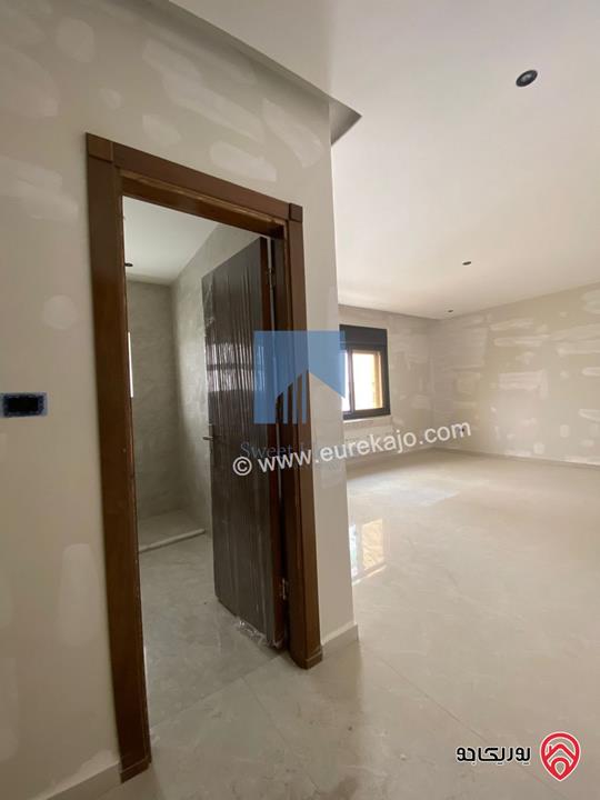 شقة فاخرة طابق ثاني 210م تشطيب سوبر ديلوكس للبيع في عمان - تلاع العلي