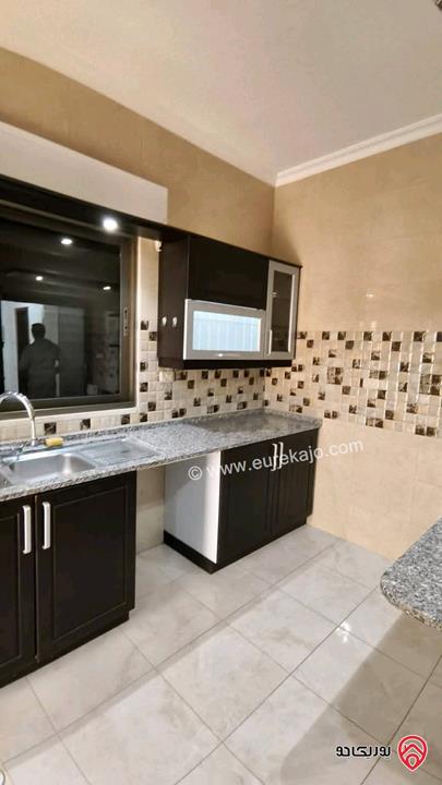 شقة مساحة 177 متر للبيع في عمان - ابو السوس 